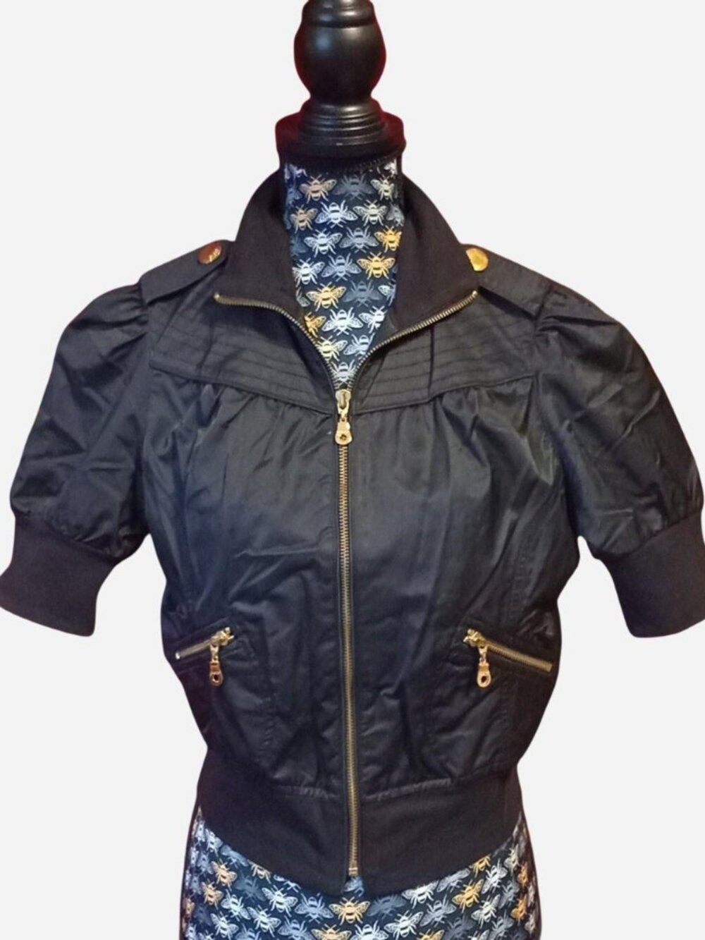 Vintage Guess black zip-up short sleeve top